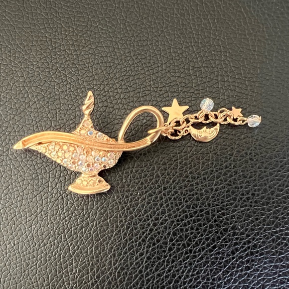 Kirks Folly Magic Lamp Aurora Borealis Rhinestone Brooch with Charms Gold Tone - Picture 8 of 9